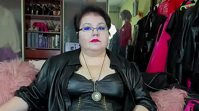 Snapshot of KaryQueen chatting on March 2025 03:17:02 PM KaryQueen online show from March 2025 03:17:02 PM