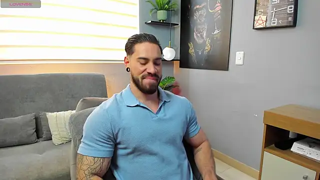Snapshot of giorgio_leone_1 chatting on July 2026 08:33:01 PM giorgio leone 1 online show from July 2026 08:33:01 PM