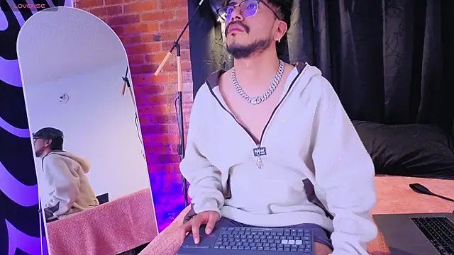 Zayn Bellmont online show from July 2026 01:41:01 AM