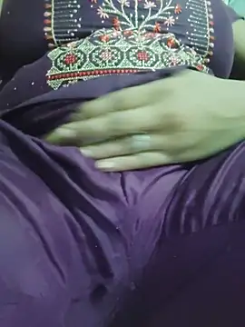 Sexy -couple online show from August 2026 03:25:01 PM
