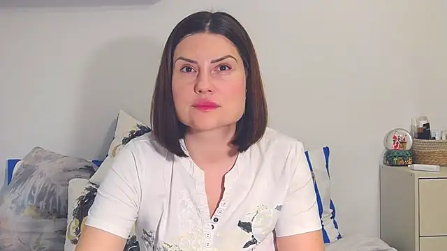 alisenties online show from December 2024 06:16:02 PM