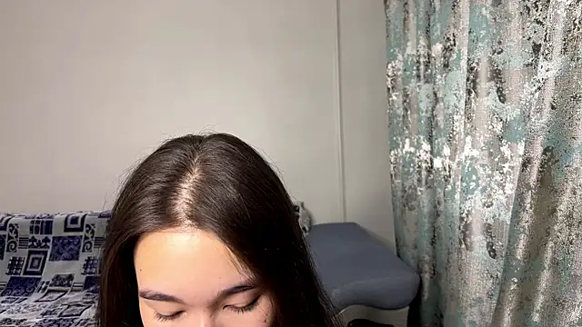 Snapshot of NichollePoque chatting on July 2026 05:13:01 AM NichollePoque online show from July 2026 05:13:01 AM