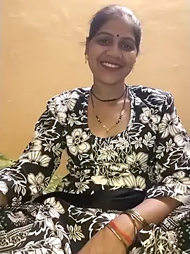 Snapshot of simran_bby chatting on July 2026 08:52:02 AM simran bby online show from July 2026 08:52:02 AM