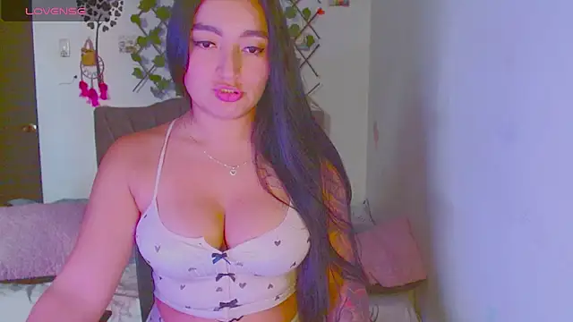 Allisson  22 online show from July 2026 10:15:02 PM