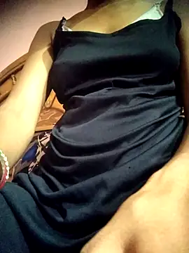 Snapshot of Lovely_jii23 chatting on July 2026 11:31:02 AM Lovely jii23 online show from July 2026 11:31:02 AM