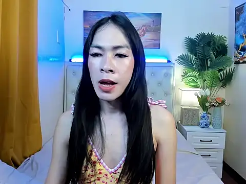 YourTSLovely online show from August 2026 09:50:01 PM