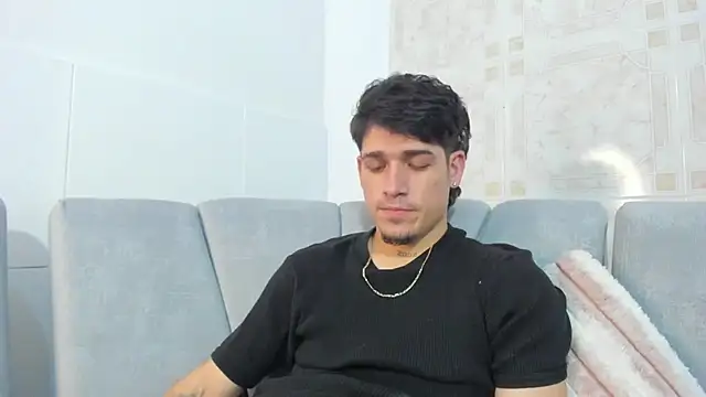 leandro coper online show from July 2026 10:47:02 PM