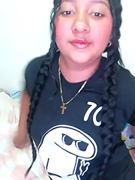 Snapshot of Luna_Dorada chatting on July 2026 10:19:01 PM Luna Dorada online show from July 2026 10:19:01 PM