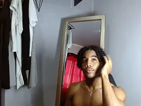 AxelSilva7777 online show from July 2026 07:49:01 PM