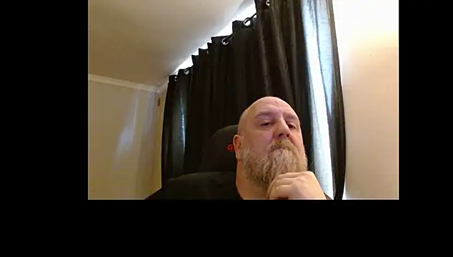 Snapshot of xSparky2269x chatting on July 2026 07:41:02 AM xSparky2269x online show from July 2026 07:41:02 AM