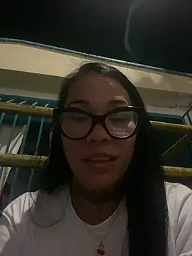 Snapshot of Angeles_doll_ chatting on July 2026 06:20:01 AM Angeles doll online show from July 2026 06:20:01 AM