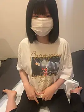 Snapshot of mikan_tabetai chatting on July 2026 12:31:02 AM mikan tabetai online show from July 2026 12:31:02 AM