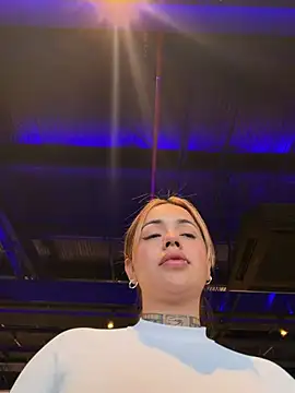 Naia Eden online show from August 2026 08:55:02 PM