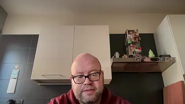 theitalianbear online show from February 2026 03:00:02 PM