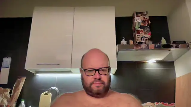 Snapshot of theitalianbear chatting on July 2026 01:33:01 AM theitalianbear online show from July 2026 01:33:01 AM