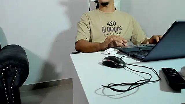 Snapshot of ThreeLion7 chatting on July 2026 01:30:02 PM ThreeLion7 online show from July 2026 01:30:02 PM