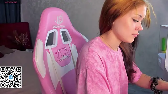 Snapshot of BabySunsh1ne_ chatting on July 2026 08:35:02 AM BabySunsh1ne online show from July 2026 08:35:02 AM