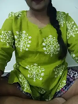 Snapshot of soniya_rajput5 chatting on August 2026 12:53:02 AM soniya rajput5 online show from August 2026 12:53:02 AM