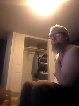 Snapshot of sneakyzekey420 chatting on August 2026 12:45:02 AM sneakyzekey420 online show from August 2026 12:45:02 AM