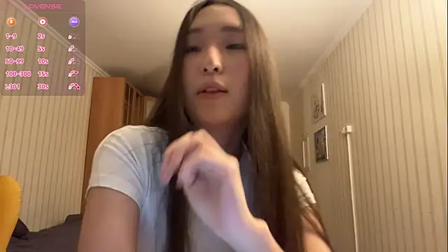 Snapshot of Moniesta chatting on August 2026 10:15:02 PM Moniesta online show from August 2026 10:15:02 PM