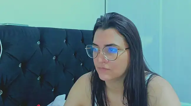 MARILYN GARCIA online show from December 2024 04:50:01 PM