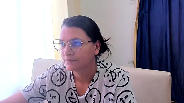 MARILYN GARCIA online show from February 2025 05:49:02 PM