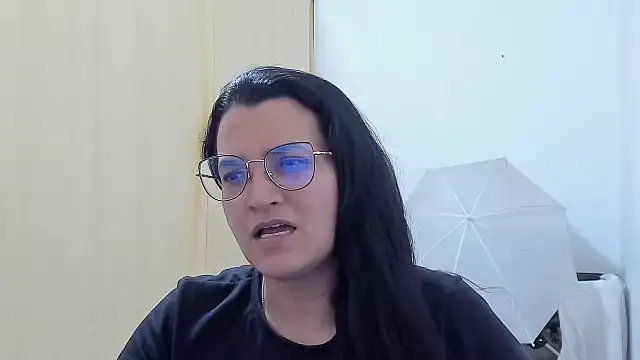 Snapshot of MARILYN_GARCIA chatting on May 2026 11:03:01 PM MARILYN GARCIA online show from May 2026 11:03:01 PM