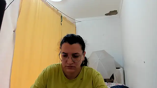 Snapshot of MARILYN_GARCIA chatting on May 2026 03:41:02 PM MARILYN GARCIA online show from May 2026 03:41:02 PM