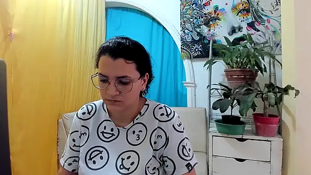 Snapshot of MARILYN_GARCIA chatting on July 2026 09:54:01 PM MARILYN GARCIA online show from July 2026 09:54:01 PM
