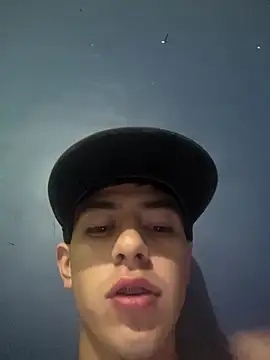 Snapshot of Alanjimenezz chatting on August 2026 06:37:01 AM Alanjimenezz online show from August 2026 06:37:01 AM