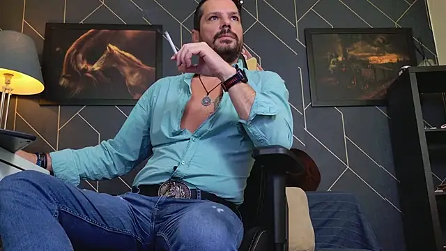 Snapshot of ChrisKox chatting on November 2025 05:10:02 AM ChrisKox online show from November 2025 05:10:02 AM