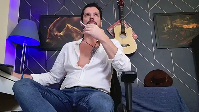 ChrisKox online show from November 2025 04:56:01 AM