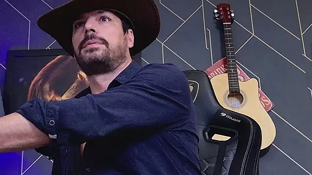 Snapshot of ChrisKox chatting on November 2025 02:42:02 PM ChrisKox online show from November 2025 02:42:02 PM