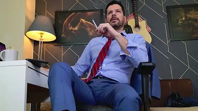 Snapshot of ChrisKox chatting on December 2025 07:44:01 PM ChrisKox online show from December 2025 07:44:01 PM