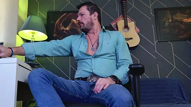 Snapshot of ChrisKox chatting on January 2026 12:21:01 PM ChrisKox online show from January 2026 12:21:01 PM