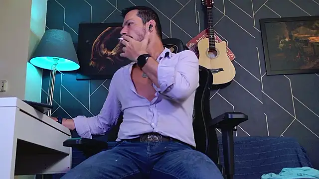 Snapshot of ChrisKox chatting on February 2026 05:15:01 AM ChrisKox online show from February 2026 05:15:01 AM