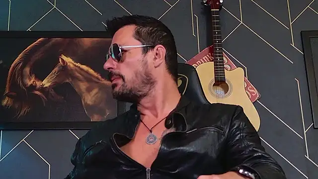 Snapshot of ChrisKox chatting on March 2026 05:30:01 AM ChrisKox online show from March 2026 05:30:01 AM