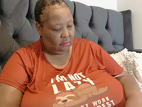 Snapshot of nancy111 chatting on November 2025 01:48:02 AM nancy111 online show from November 2025 01:48:02 AM