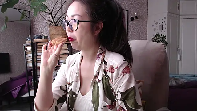 Snapshot of Koreanowner chatting on February 2025 06:51:02 AM Koreanowner online show from February 2025 06:51:02 AM