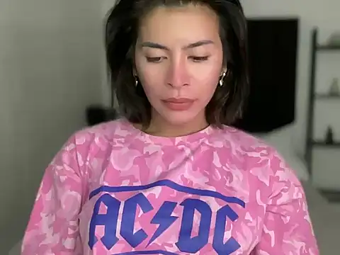 Snapshot of your_bianca69 chatting on February 2025 06:54:02 AM your bianca69 online show from February 2025 06:54:02 AM