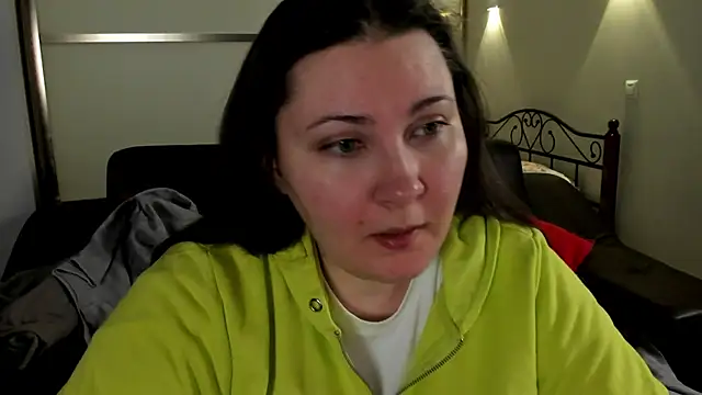 Snapshot of MarySwon chatting on March 2025 05:38:02 PM MarySwon online show from March 2025 05:38:02 PM