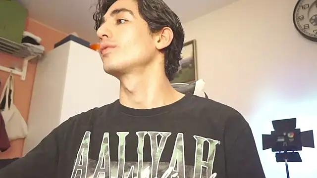 AlanDeNavarre online show from February 2025 09:46:01 PM