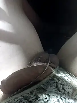 Snapshot of janie122 chatting on December 2025 09:41:02 PM janie122 online show from December 2025 09:41:02 PM