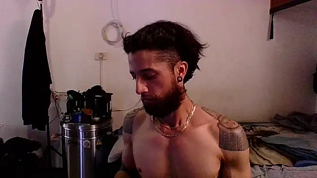 lucky johanson online show from December 2024 08:26:02 PM