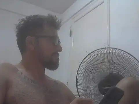 Snapshot of el_principe_hot chatting on November 2025 01:27:01 AM el principe hot online show from November 2025 01:27:01 AM