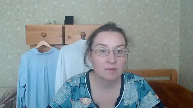 Smart Rose online show from October 2025 10:38:02 AM