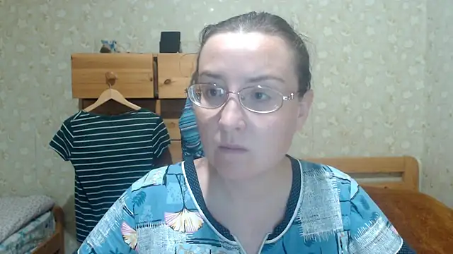 Smart Rose online show from December 2025 07:53:02 PM