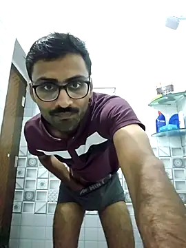 krishna8035 online show from September 2025 05:28:01 PM