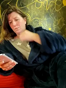 Natali UA online show from December 2025 09:38:01 AM