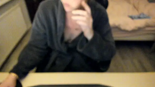 Snapshot of minoesje37 chatting on February 2025 08:45:02 PM minoesje37 online show from February 2025 08:45:02 PM